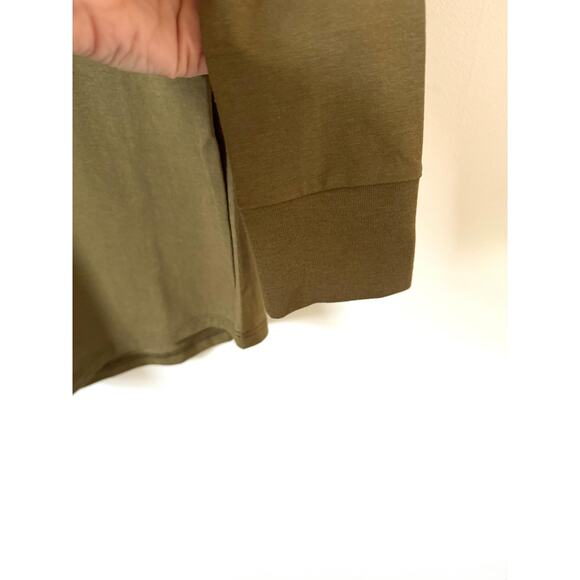 Universal Standard V-Neck Long Sleeve T-Shirt Olive Green Size 00-0 - Picture 5 of 8